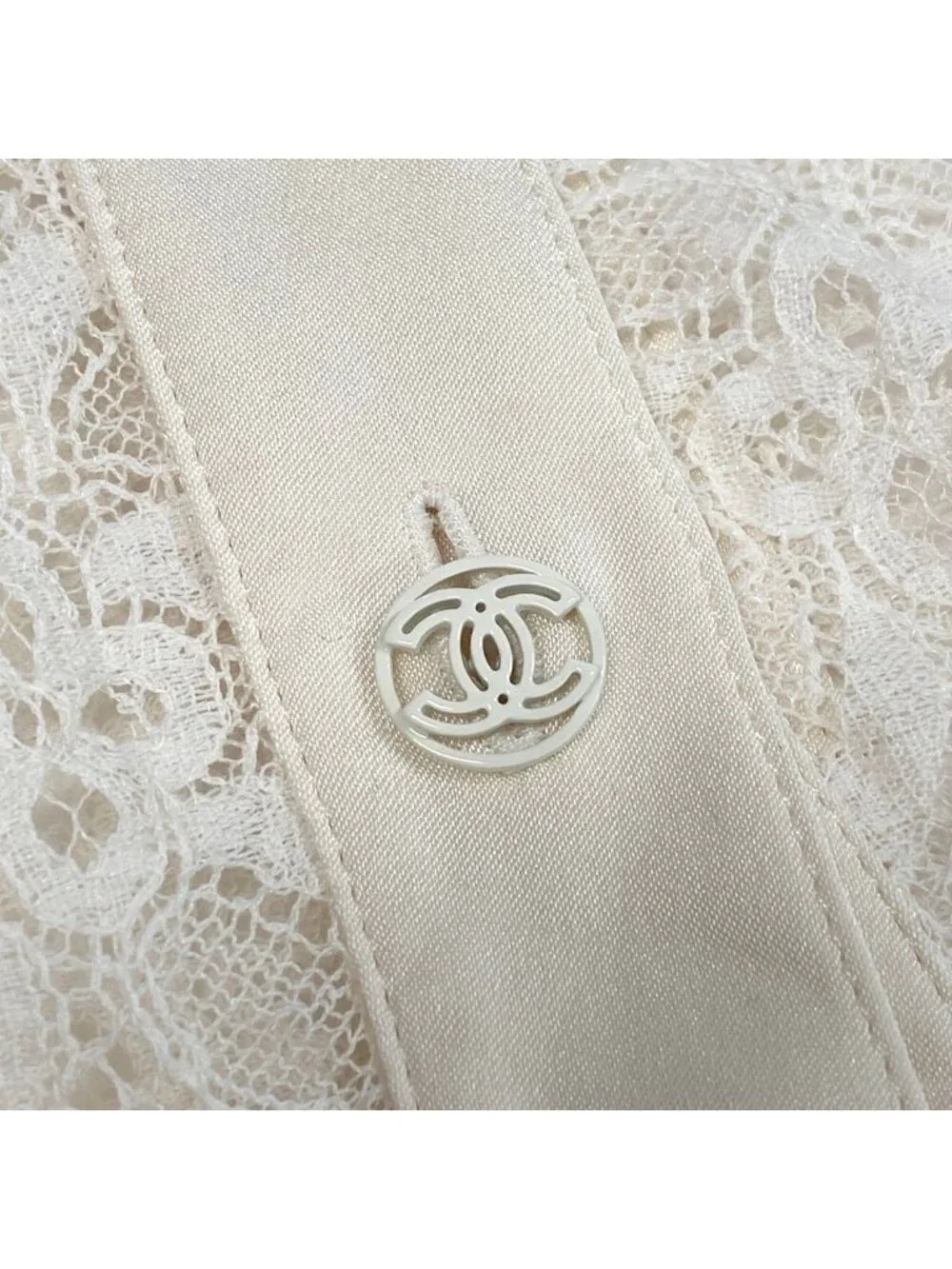Chanel brand color
